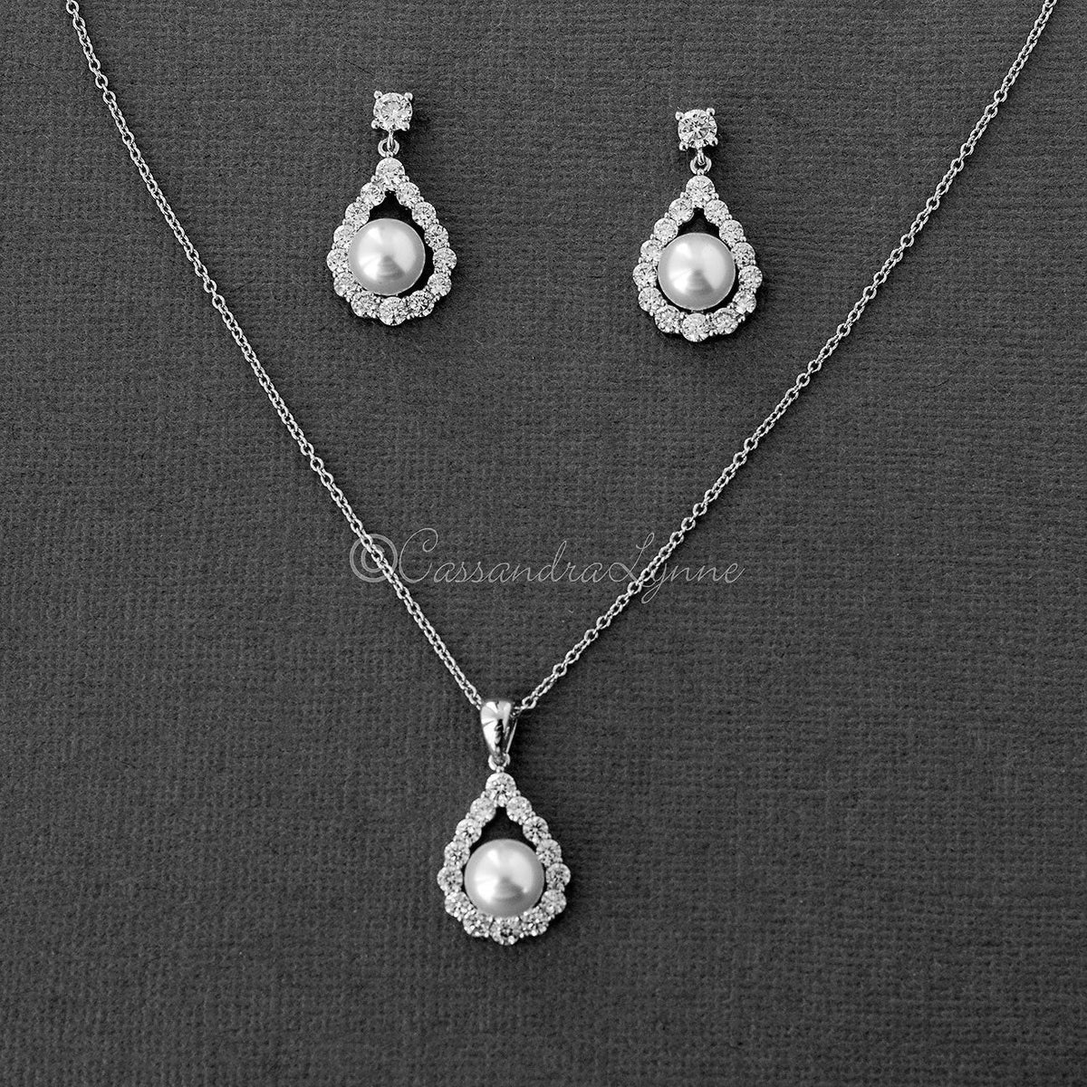 Wedding Jewelry Set Of Pearl Drops Necklace Cassandra Lynne 2461