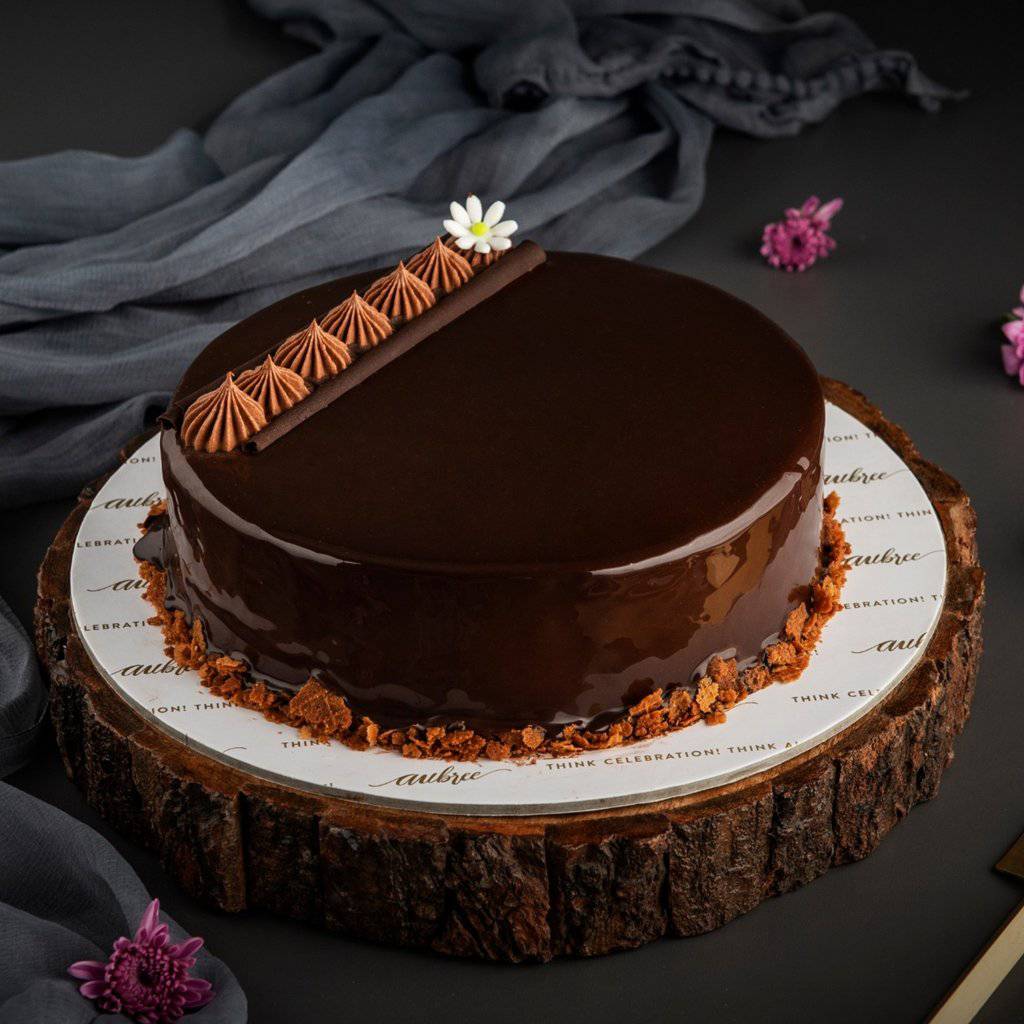 1 Kg Chocolate Fantasy Cake - Online flowers delivery to moradabad