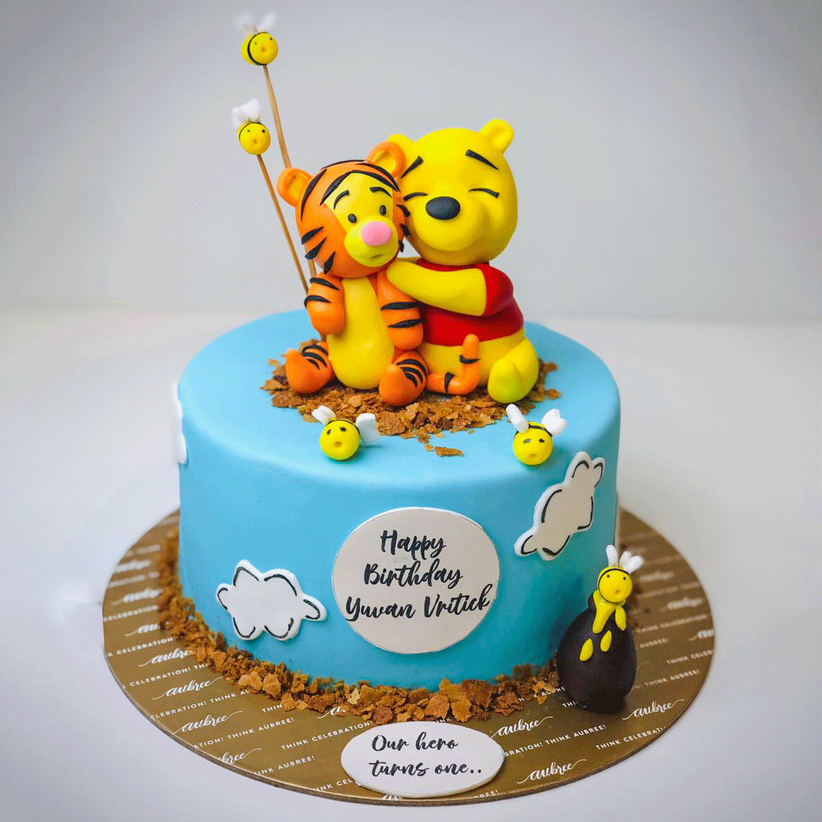 Winnie The Poo — CAKE EMPORIO