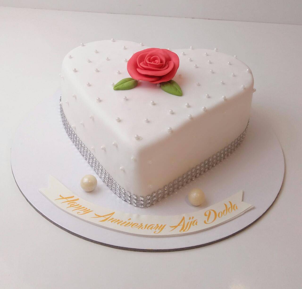 Roses On Heart Designer Cake - Luv Flower & Cake