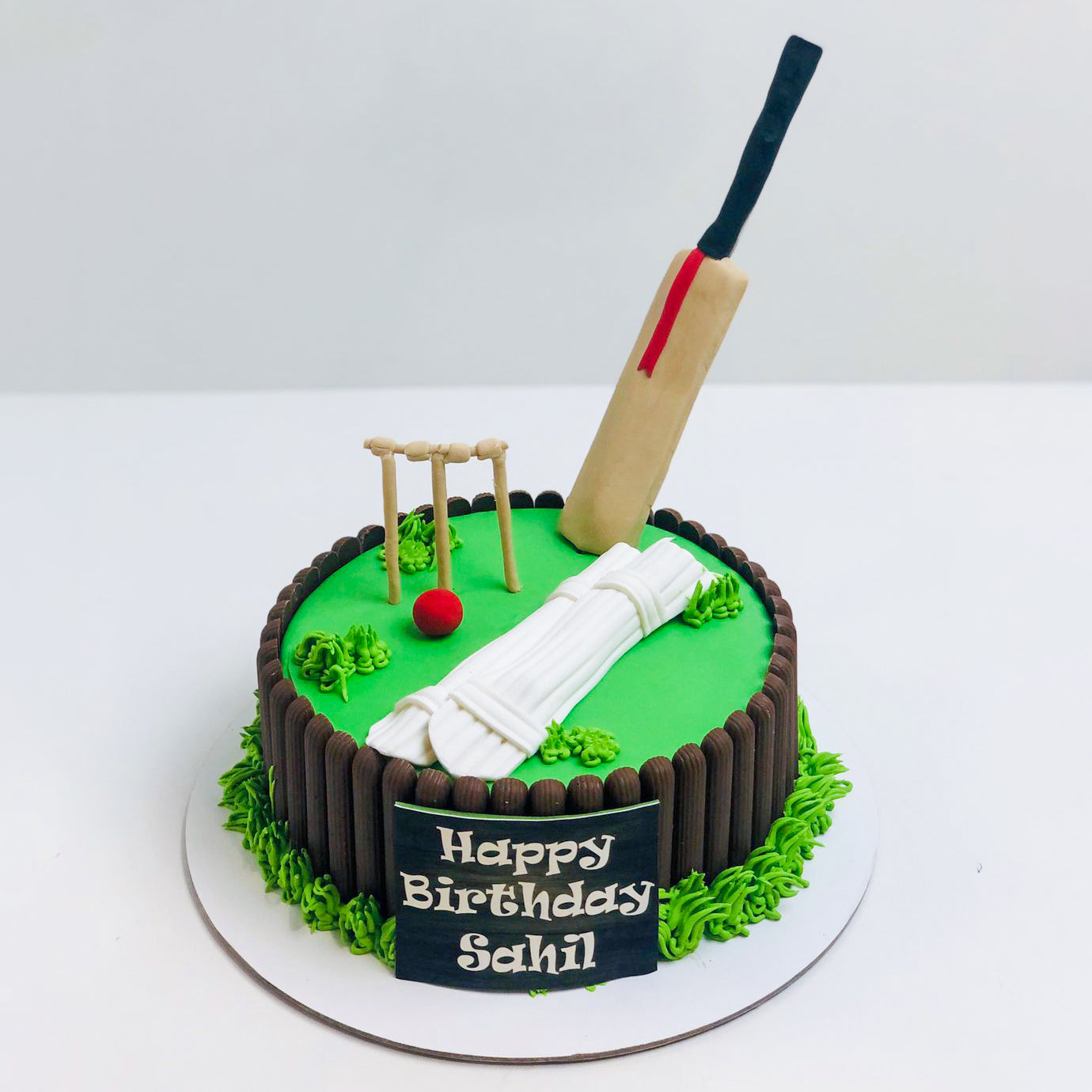 Sports-field-Cake-Full-Cricket-field-smooth-Cream-Green-piping - Pure  Gelato Sydney - Pure Gelato Sydney | Gelato | Gelato Cakes | Gelato  Fundraising