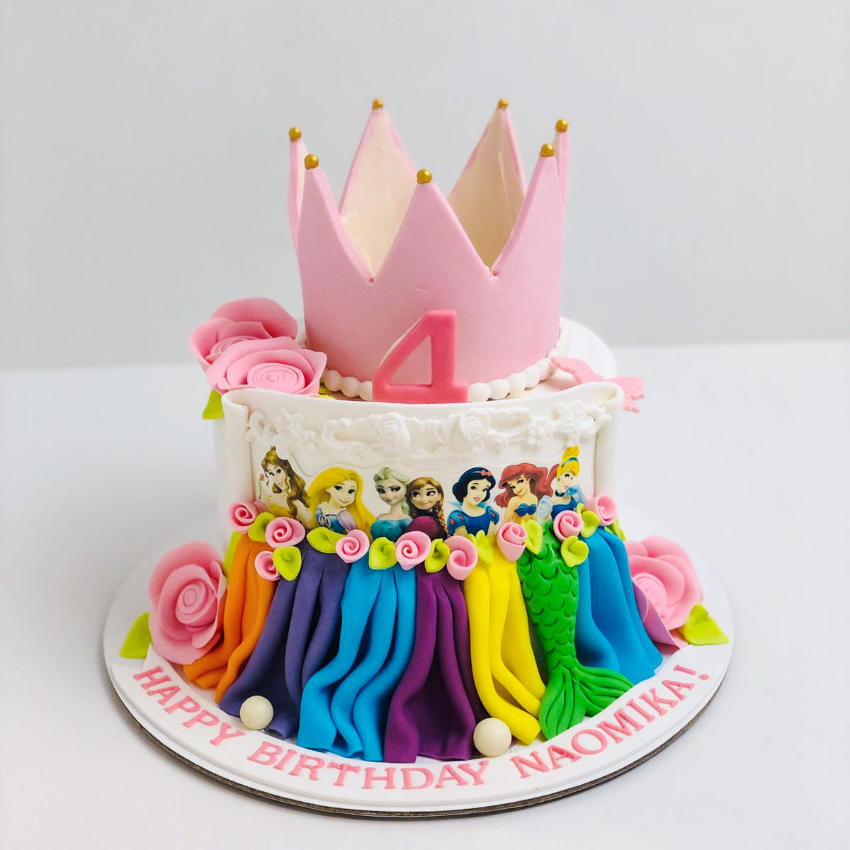 Crown Cake – Nisha Cake Studio