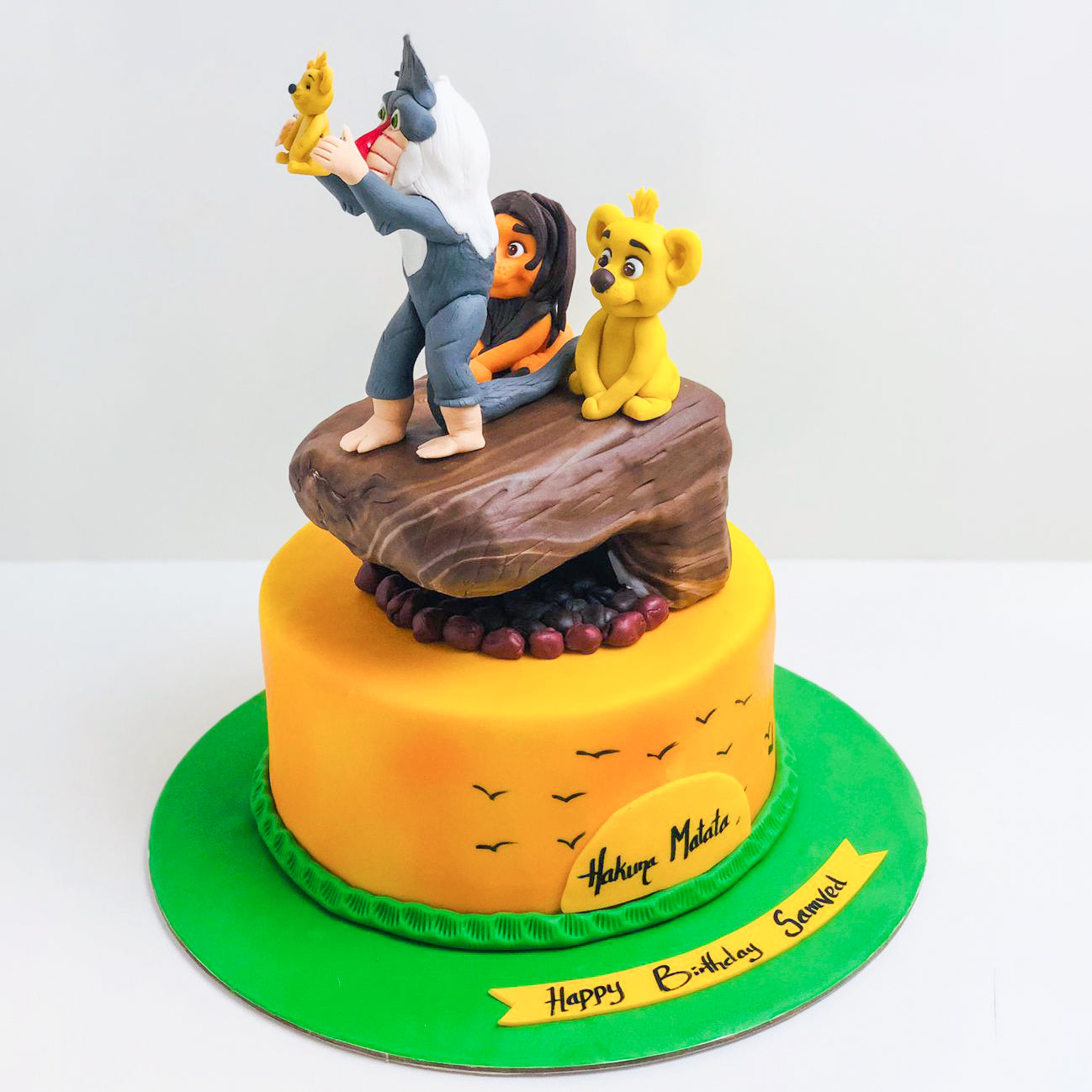 Round Base Cake Lion King Theme- AC243 - Amarantos Birthday Cakes