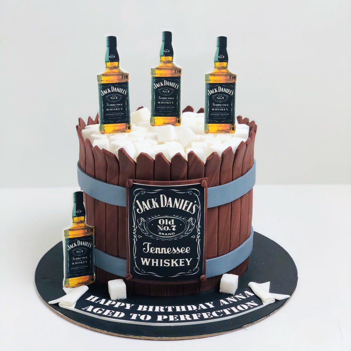 Jack Daniels Cake 5