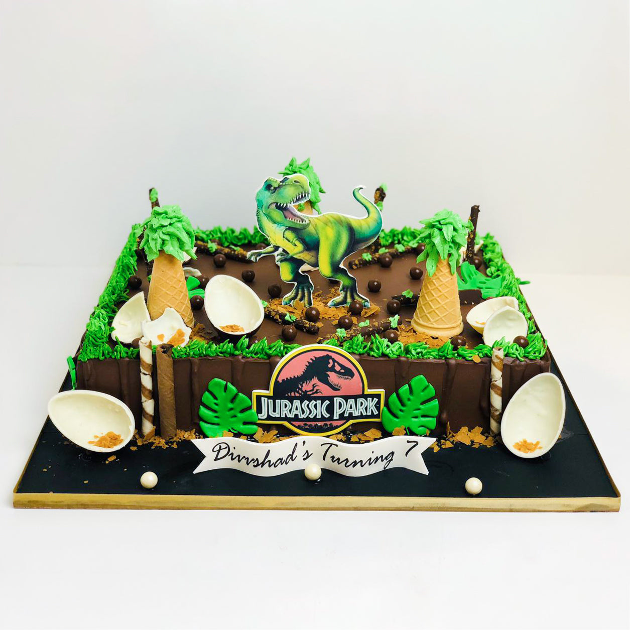 Beardo Cake – Creme Castle