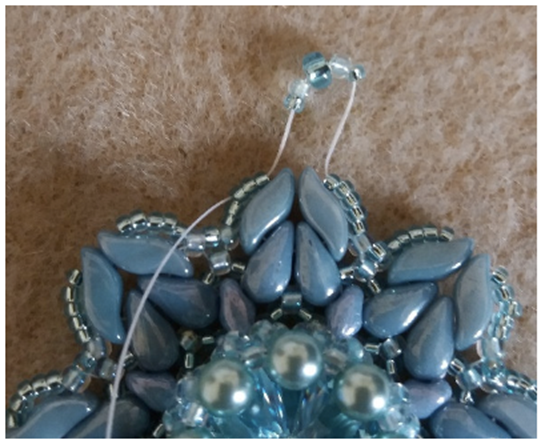 Beaded Pendant Chloe with DropDuo and StormDuo beads – free tutorial by Anna Rita Fabiani