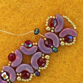 Tutorial jewelry set “Garnet” (free pattern, not for sale) by Yuliya Abelovich