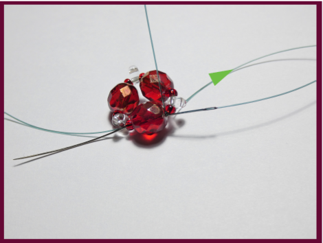 Tutorual - Yule Pendant with Fire Polished, SuperDuo, Seed Beads and Cabochon Beads.