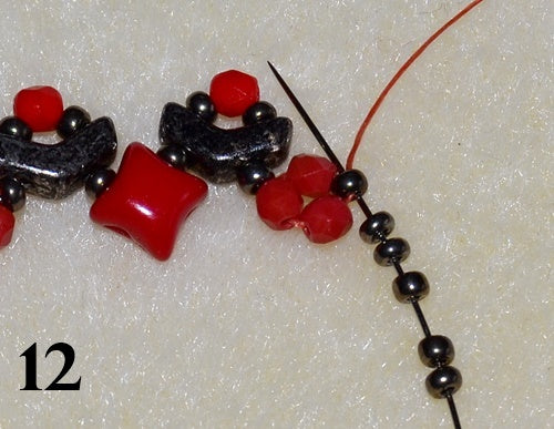 Nuria Bracelet free photo tutorial with Arrow beads and WibeDuo beads step 12