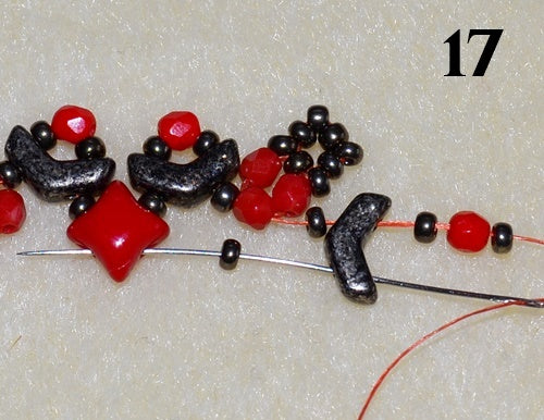 Nuria Bracelet free photo tutorial with Arrow beads and WibeDuo beads step 17