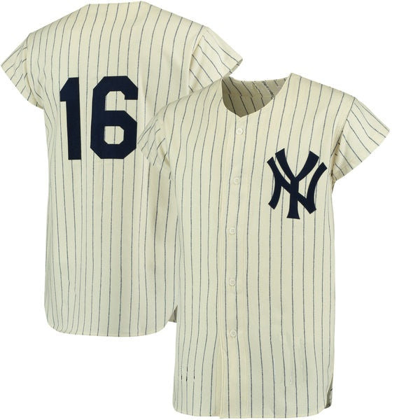 16 on yankees jersey