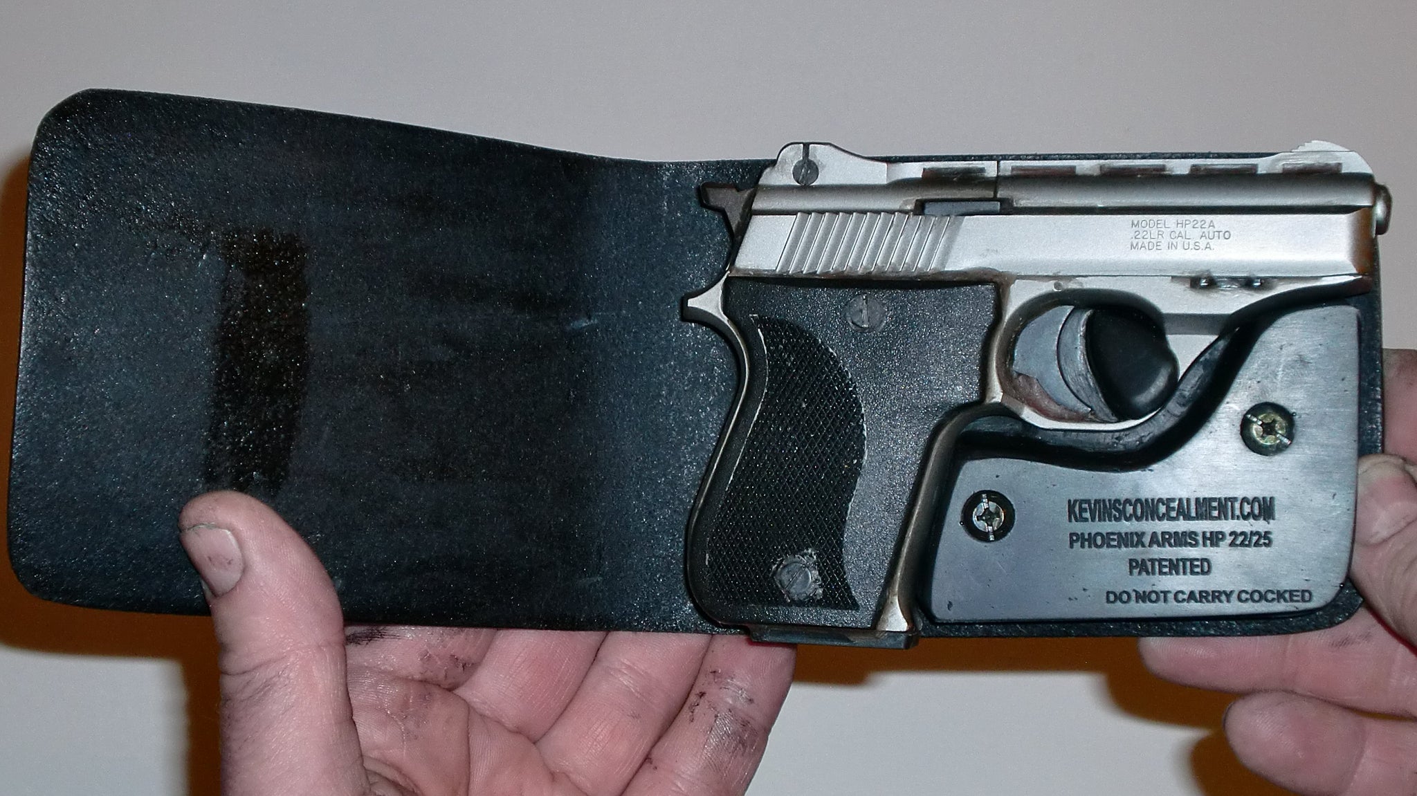 Wallet Holster For Full Concealment - Phoenix HP22/25 - Kevin's ...