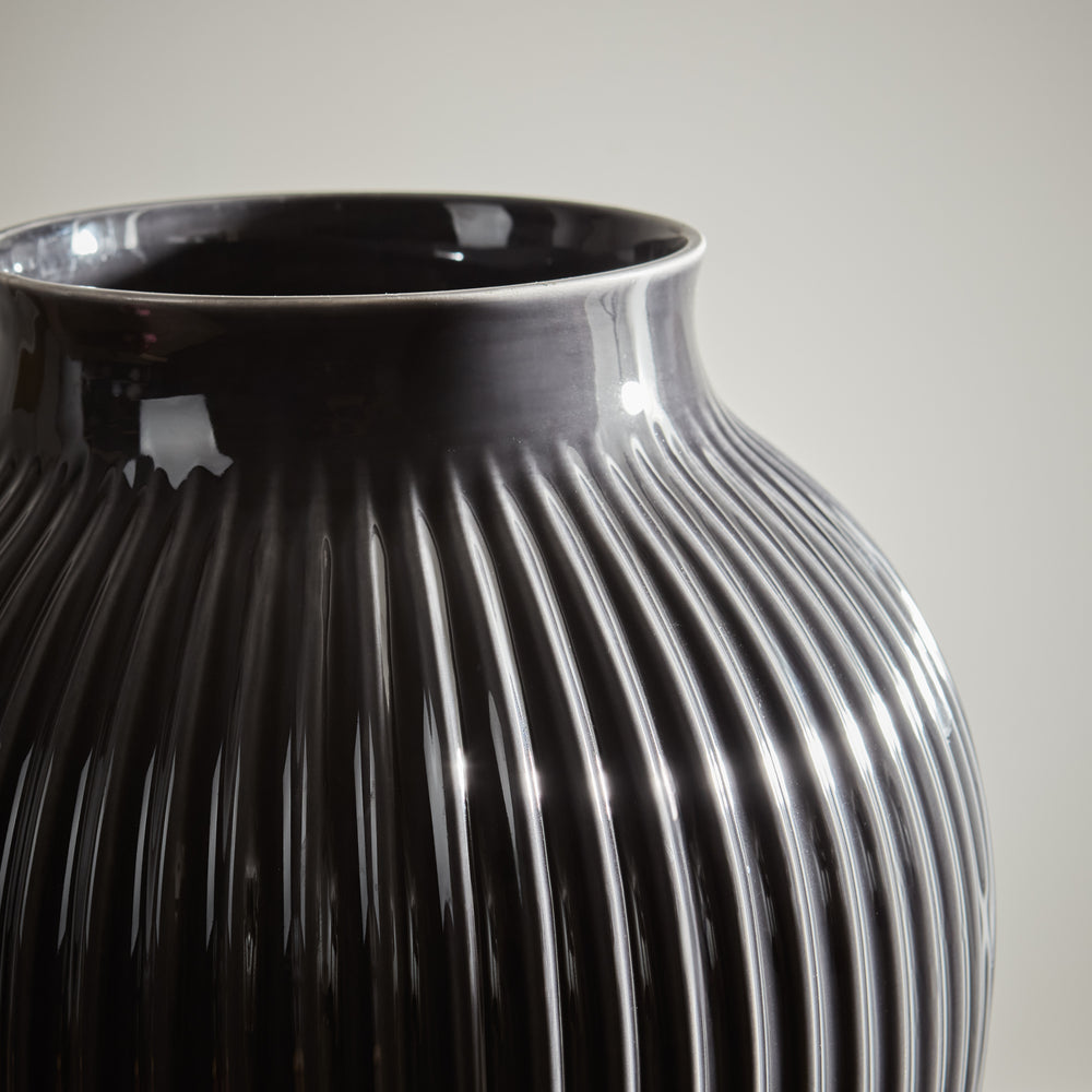 Grooved Large Black Olpe Vase