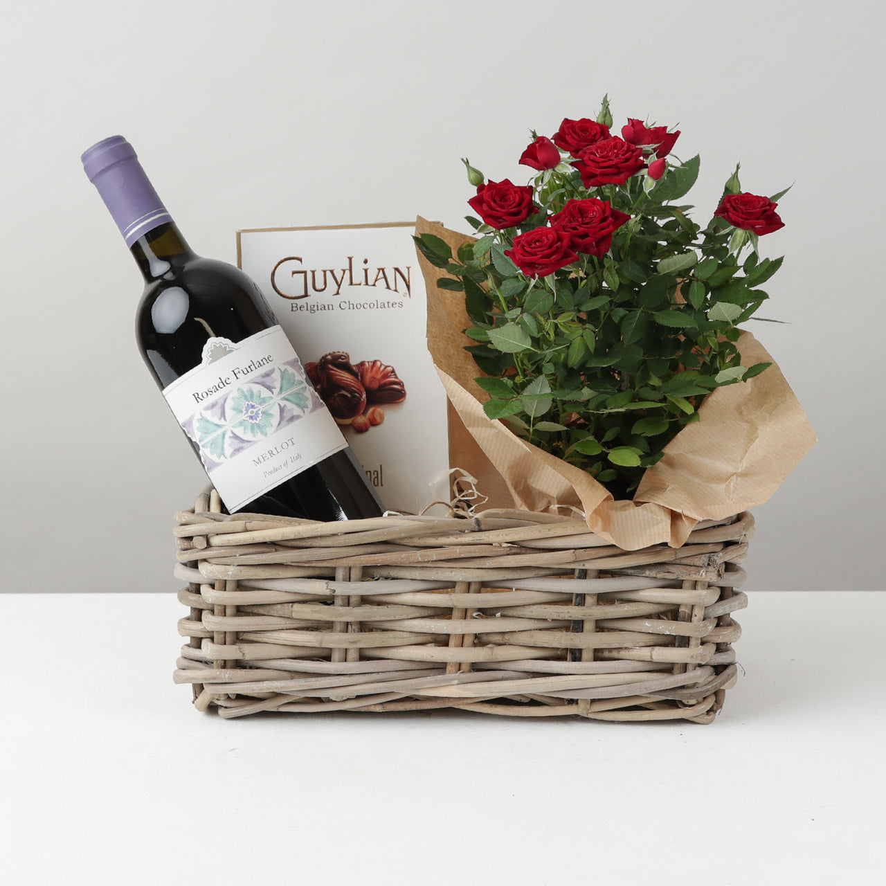 Red Wine and Rose Plant Hamper