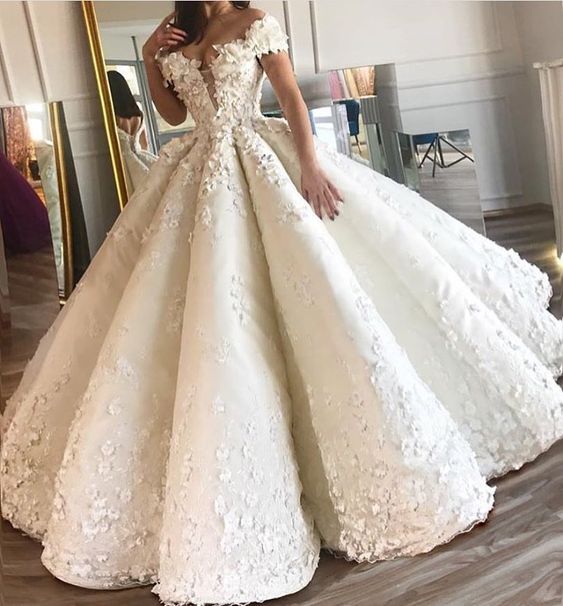 short princess wedding dress