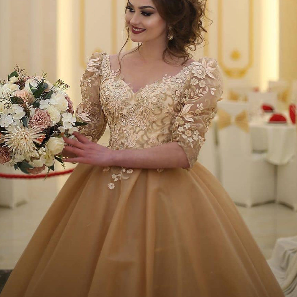 gold prom dresses 2021 lace applique v neck elegant vintage ball gown ...