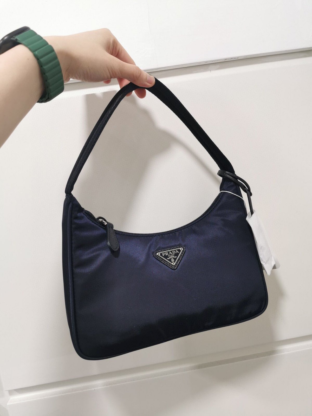 Re-Edition Nylon Mini Bag 2000 (Navy Blue) – The Glam Zone PH