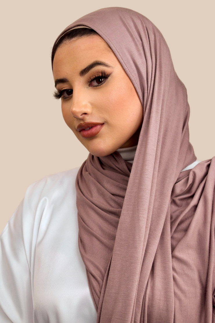 Republiek blozen Installeren Premium Jersey Hijab | Taupe – Sabaah's Boutique