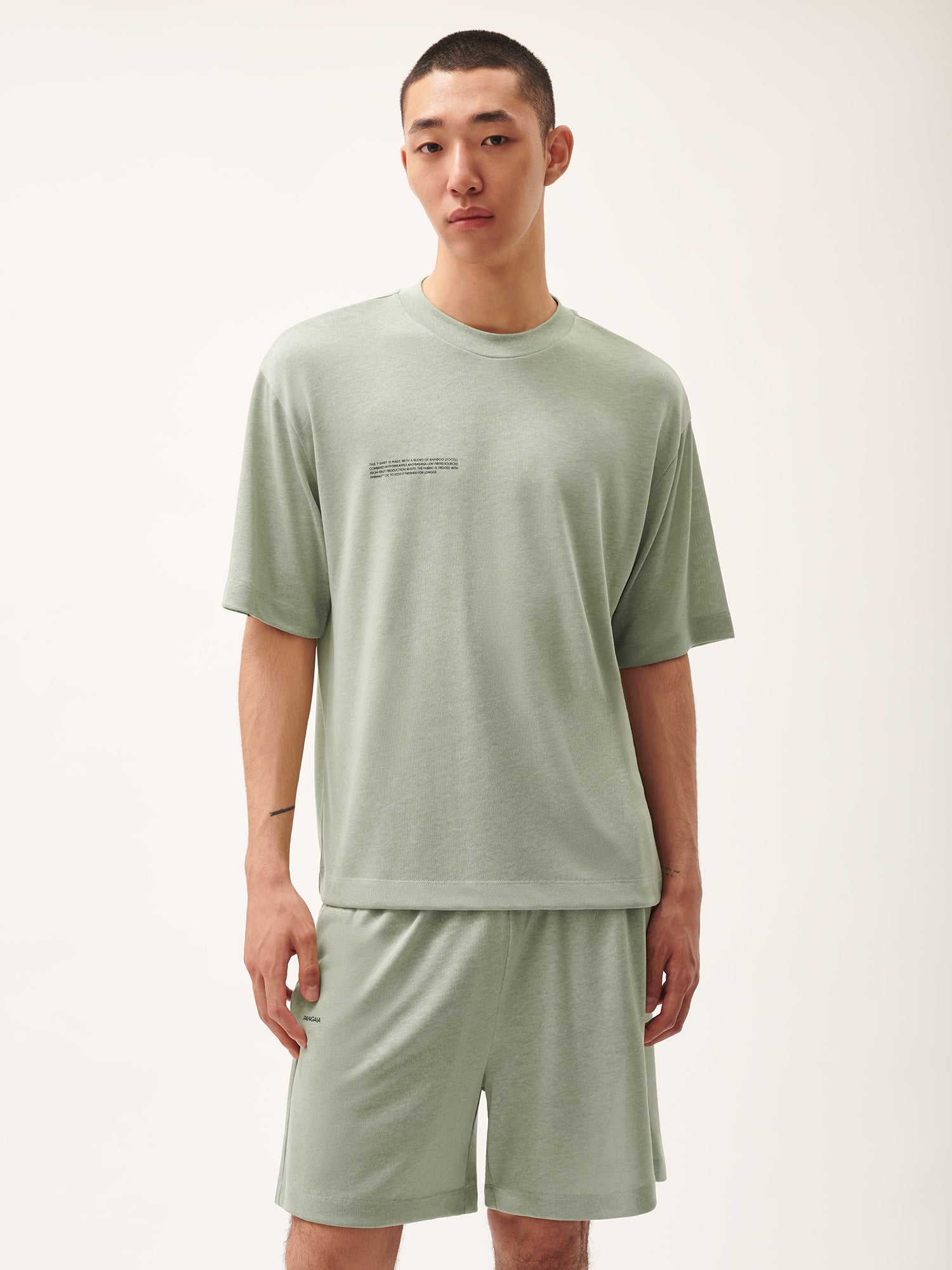 Pangaia Dna Frutfiber T-shirt — Moss Green