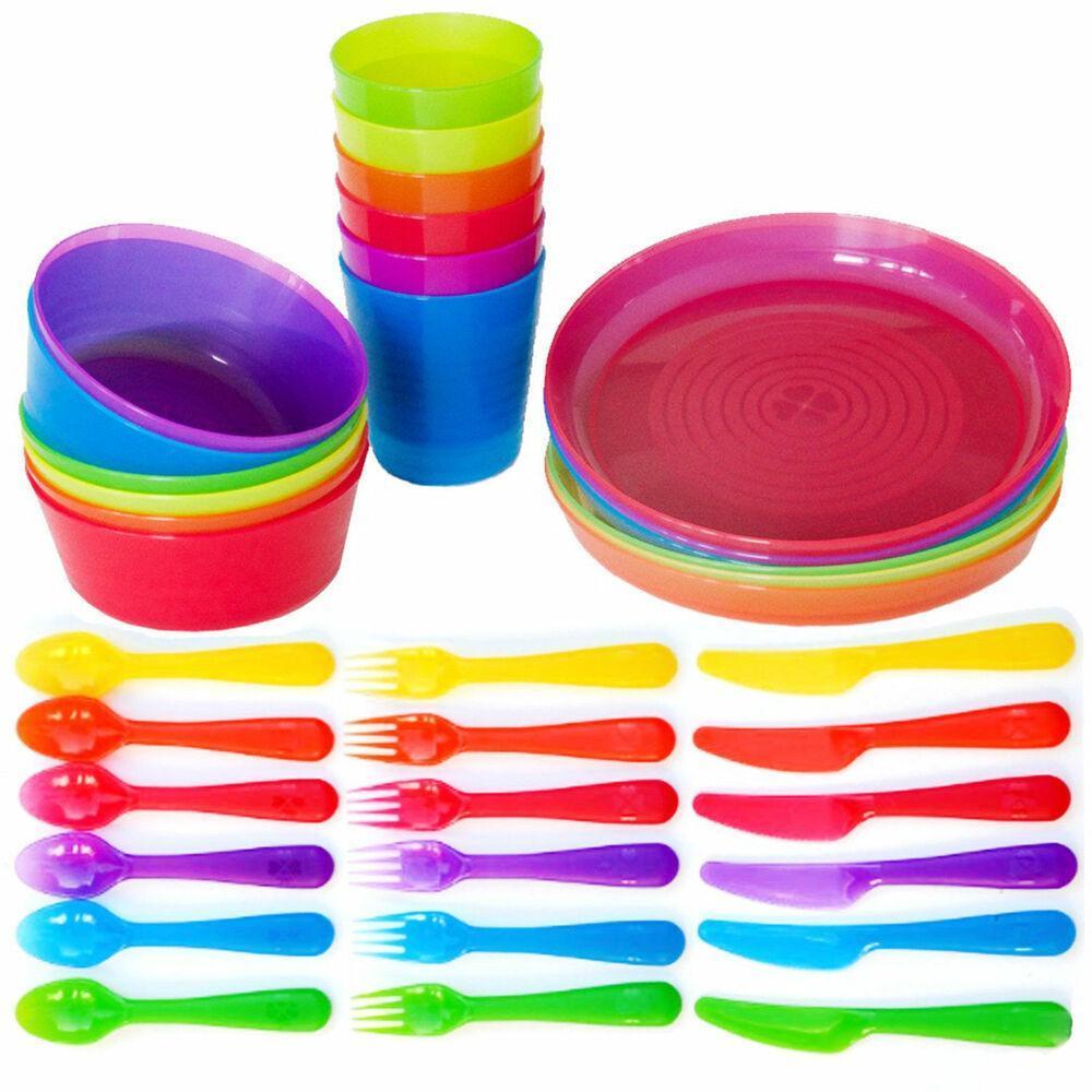 plastic plates and cups