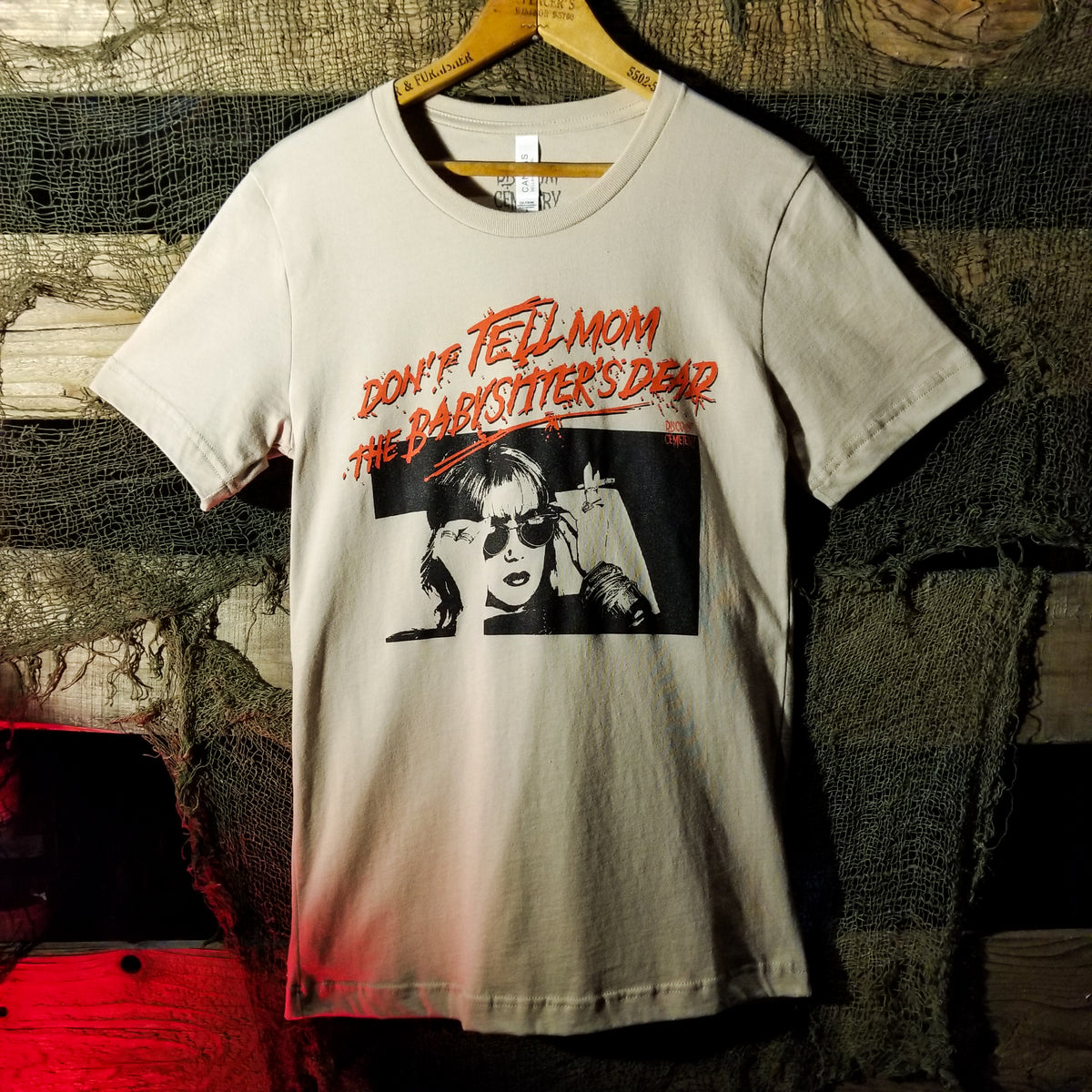 DON'T TELL MOM tee | Discount Cemetery