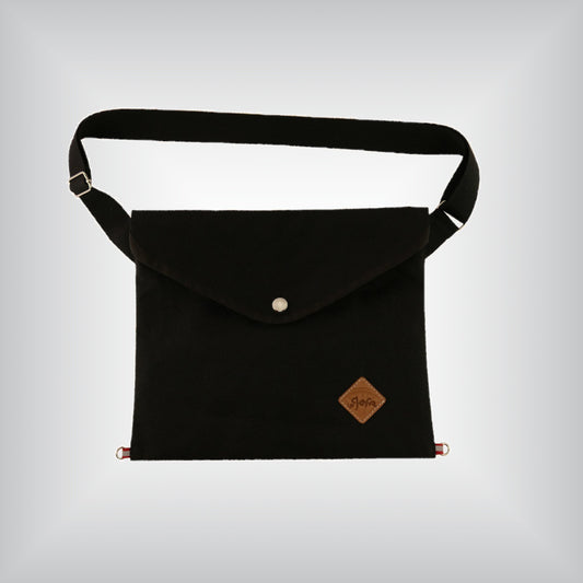 Musette with flap in gray