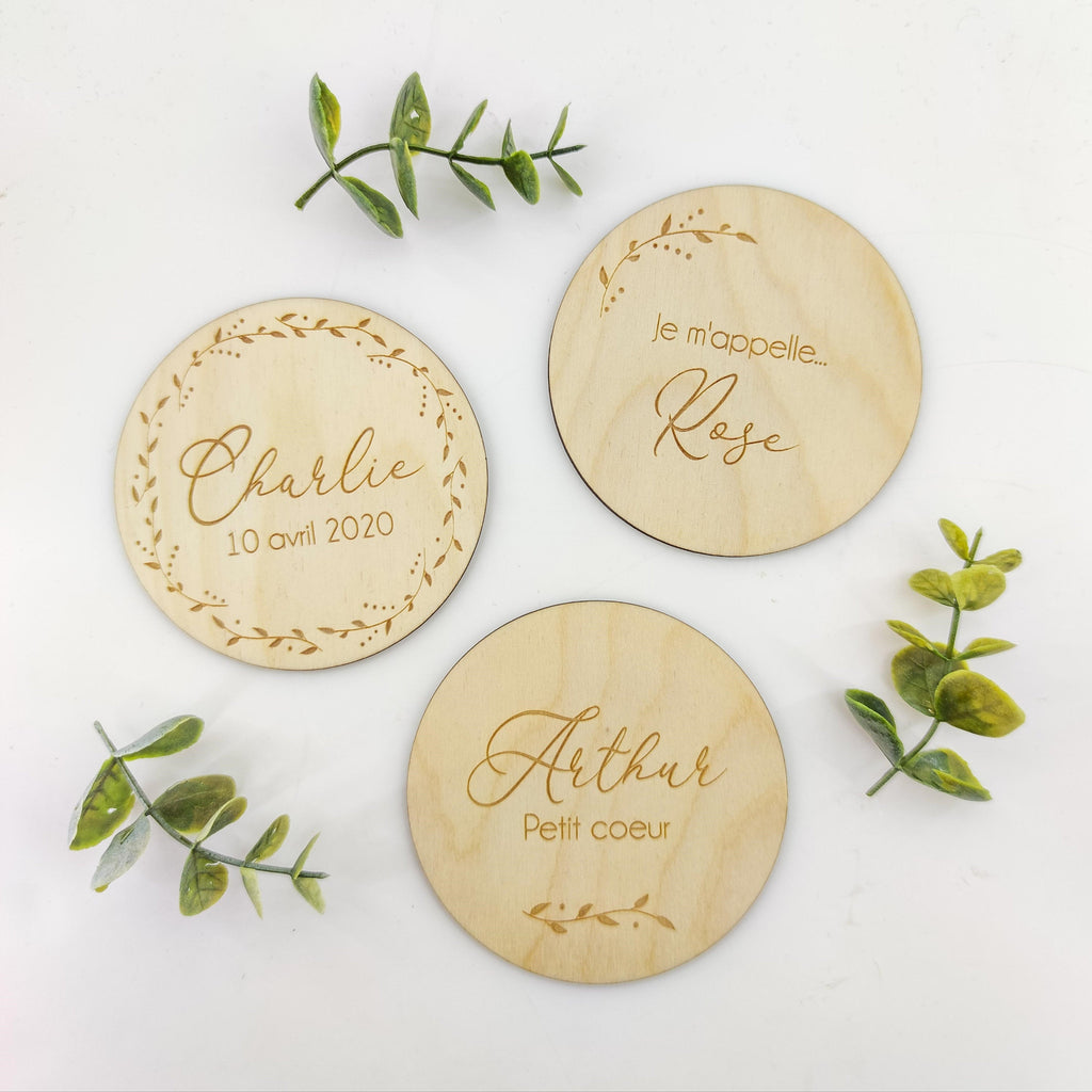 Cartes Etapes Rondes En Bois Et Personnalisables Pour Bebe L Usinette Bleue