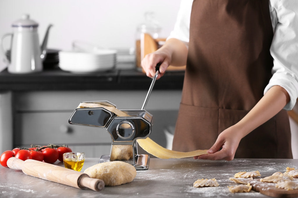 how to use a pasta maker