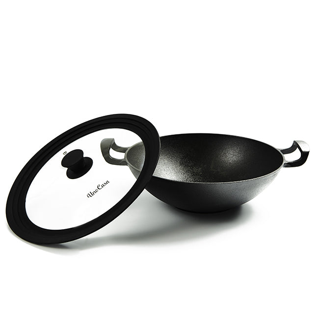 Bene Casa 10-inch cast iron skillet w/ long handle, pre-seasoned skillet