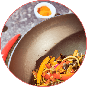 Carbon Steel Wok - Tasty, Healthy Food in a Flash - Uno Casa