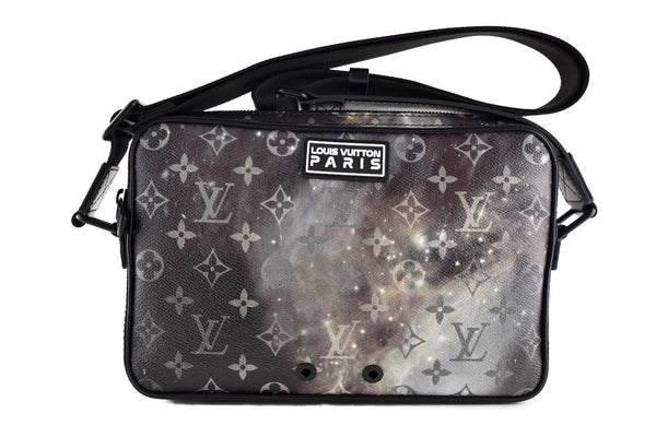 LOUIS VUITTON Monogram Galaxy Alpha Messenger 507645