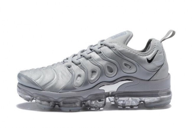 nike vapormax plus gris