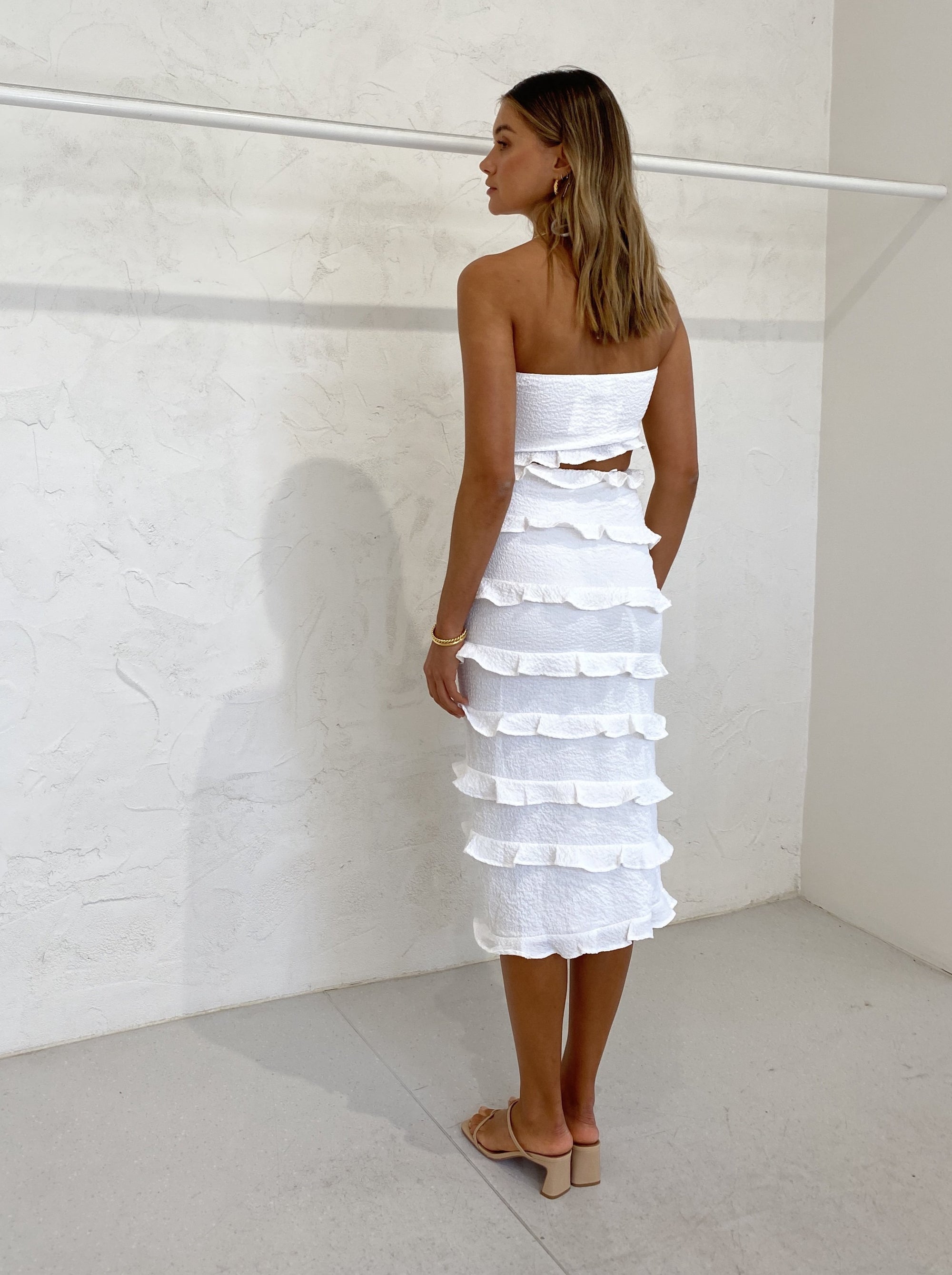 By Nicola Halo Midi Dress in White - Coco & Lola