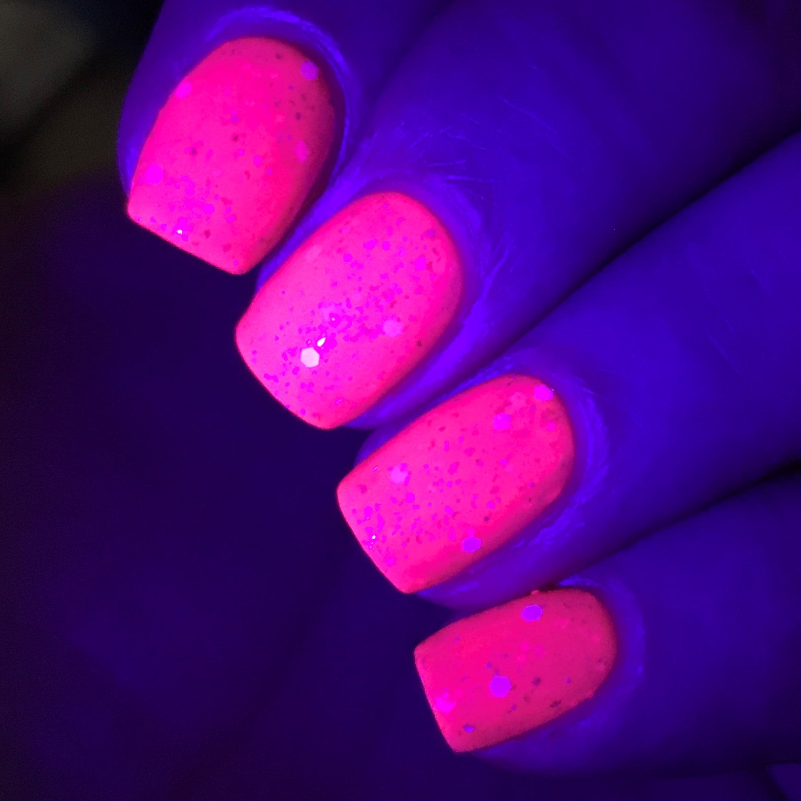 Princess Bubblegum Nail Polish - neon pink with white & gold accents –  Fanchromatic Nails