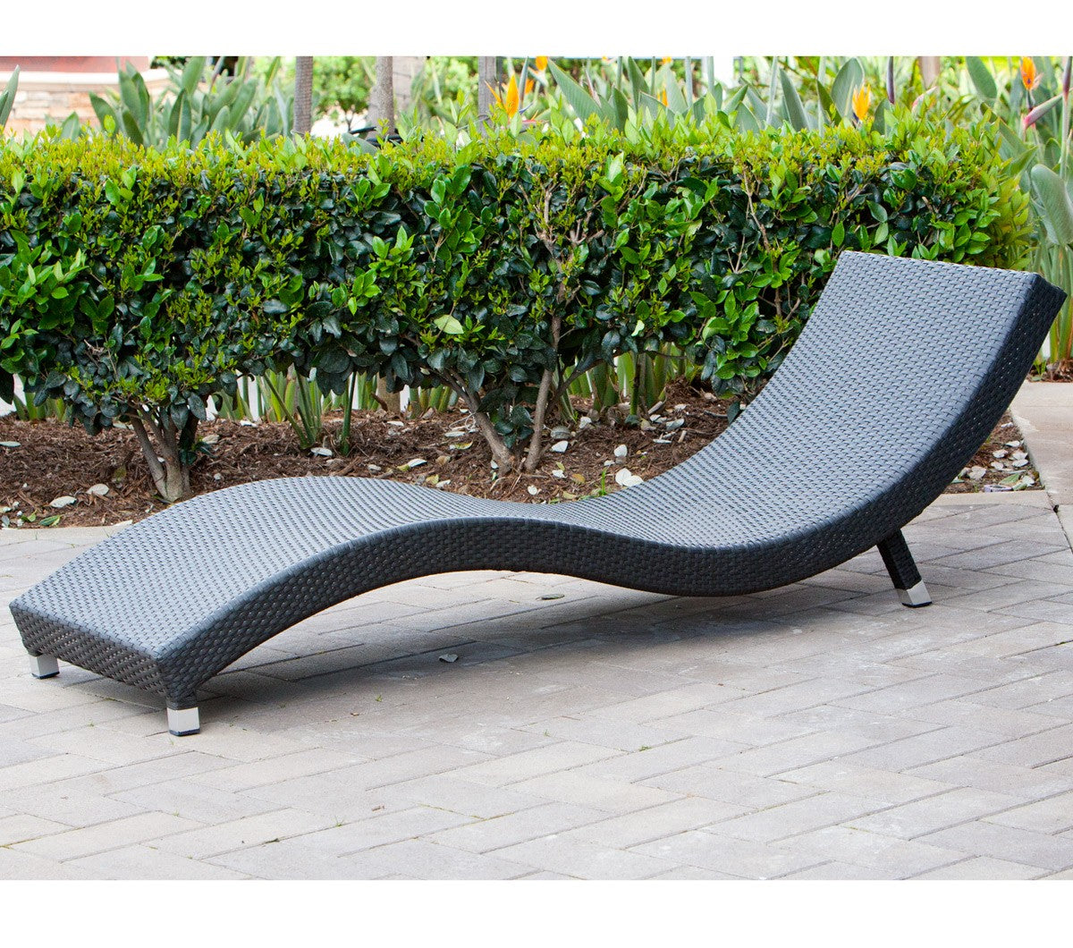 s shaped lounger