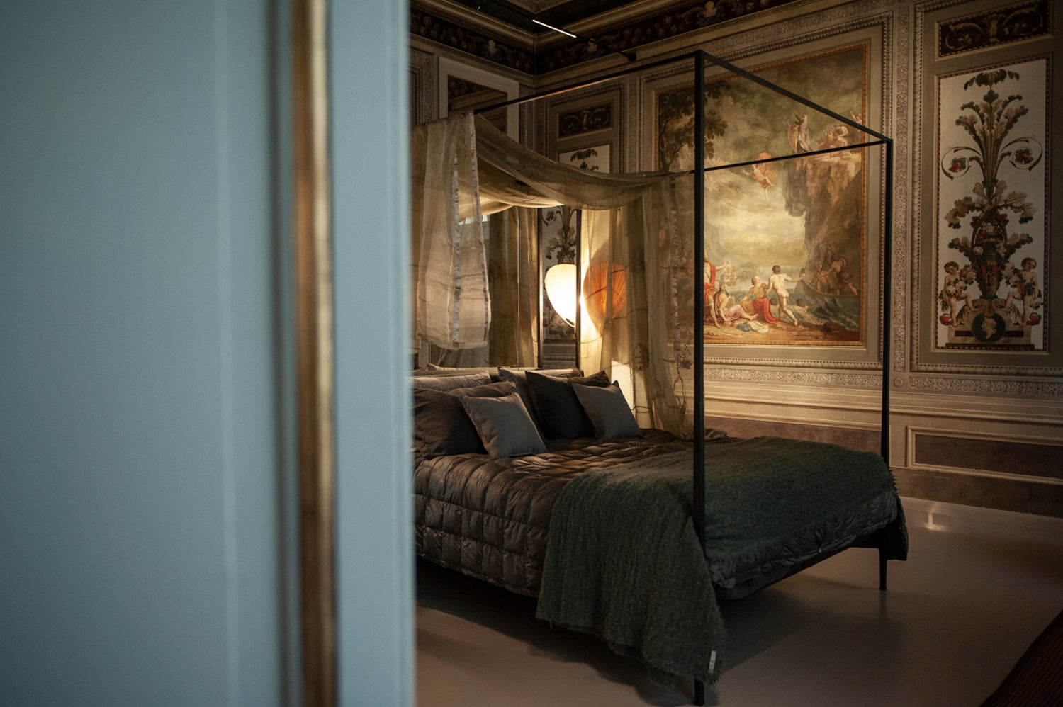 Society Limonta bedroom  in Palazzo Martinengo della Motella