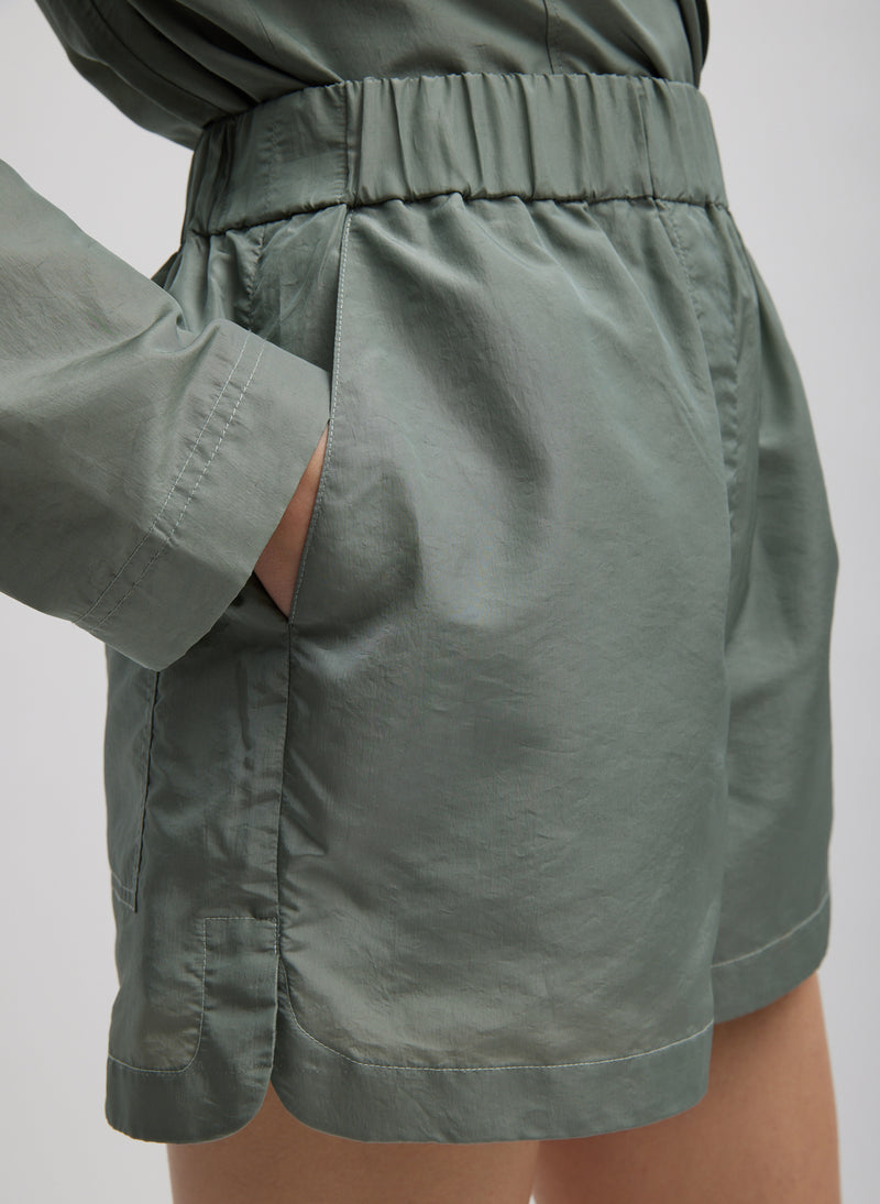 티비 Tibi Silk Nylon Pull On Shorts,Pumice Grey