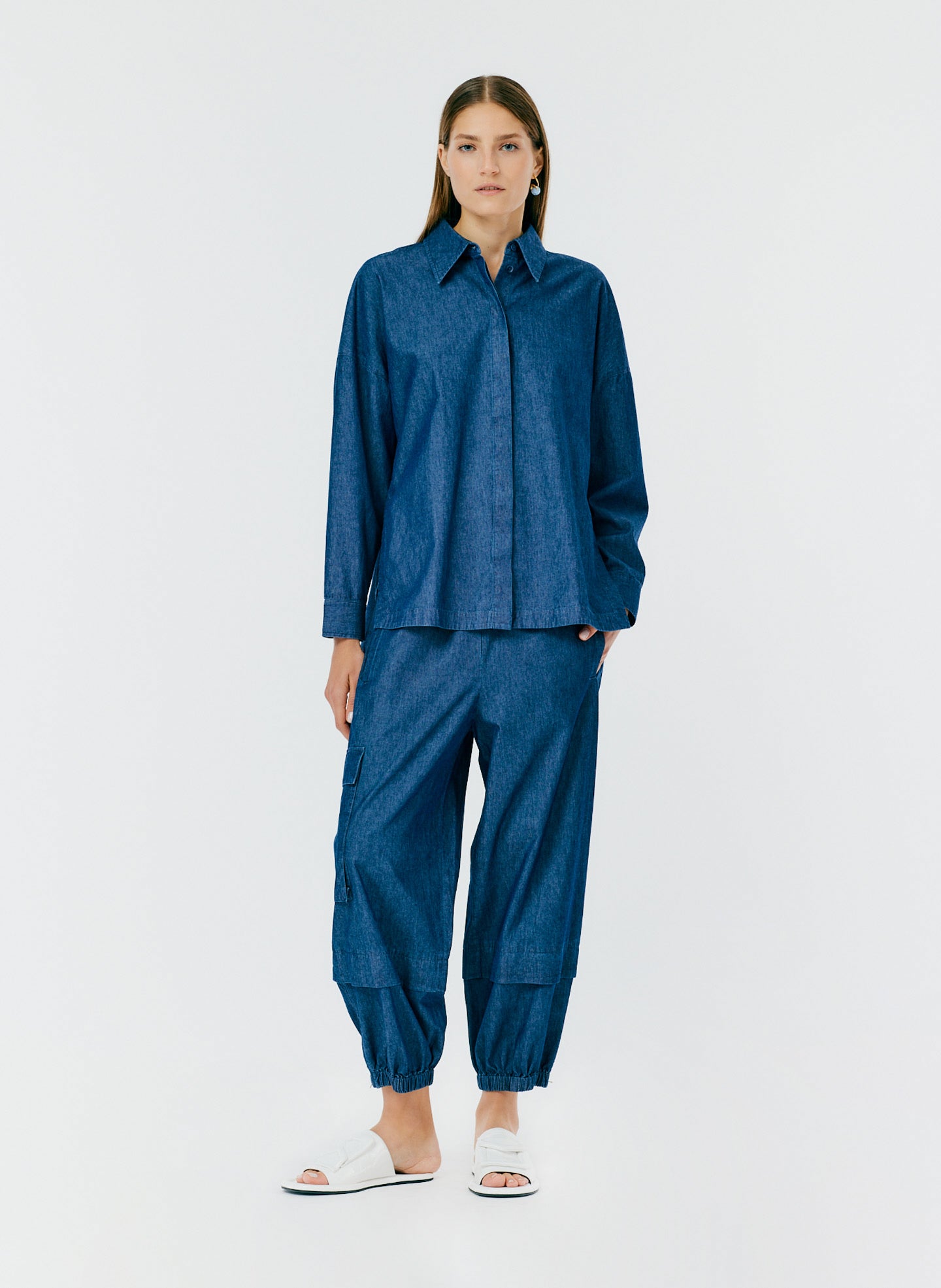 フラワーB ブルーグレイ 新品 定価10万 tibi 上質 ナイロンポンチョ