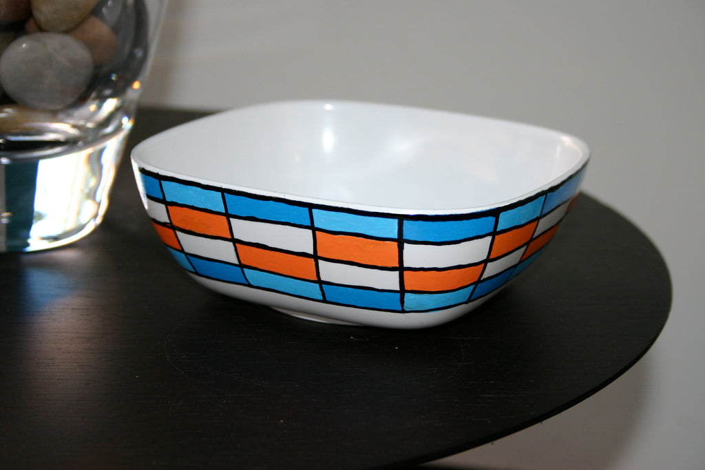 Painted Bowl Using Paint Markers