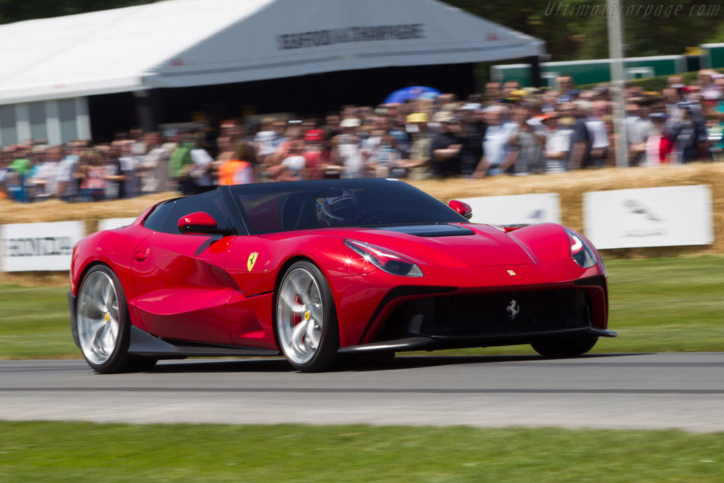 2014 Ferrari F12 TRS front red