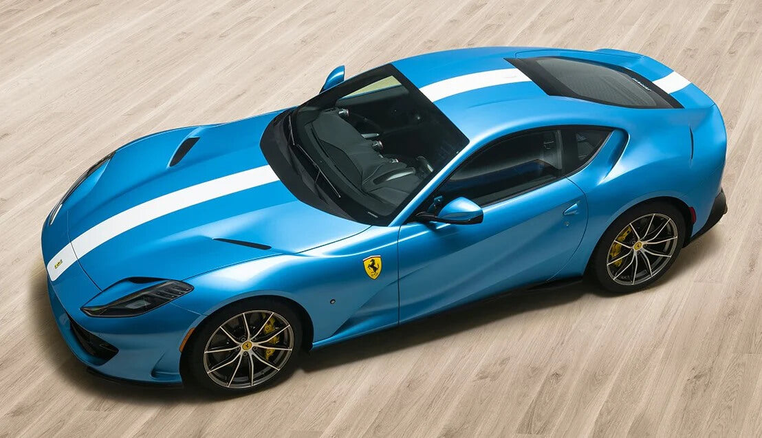 Ferrari 812 Superfast in Blu Carolina