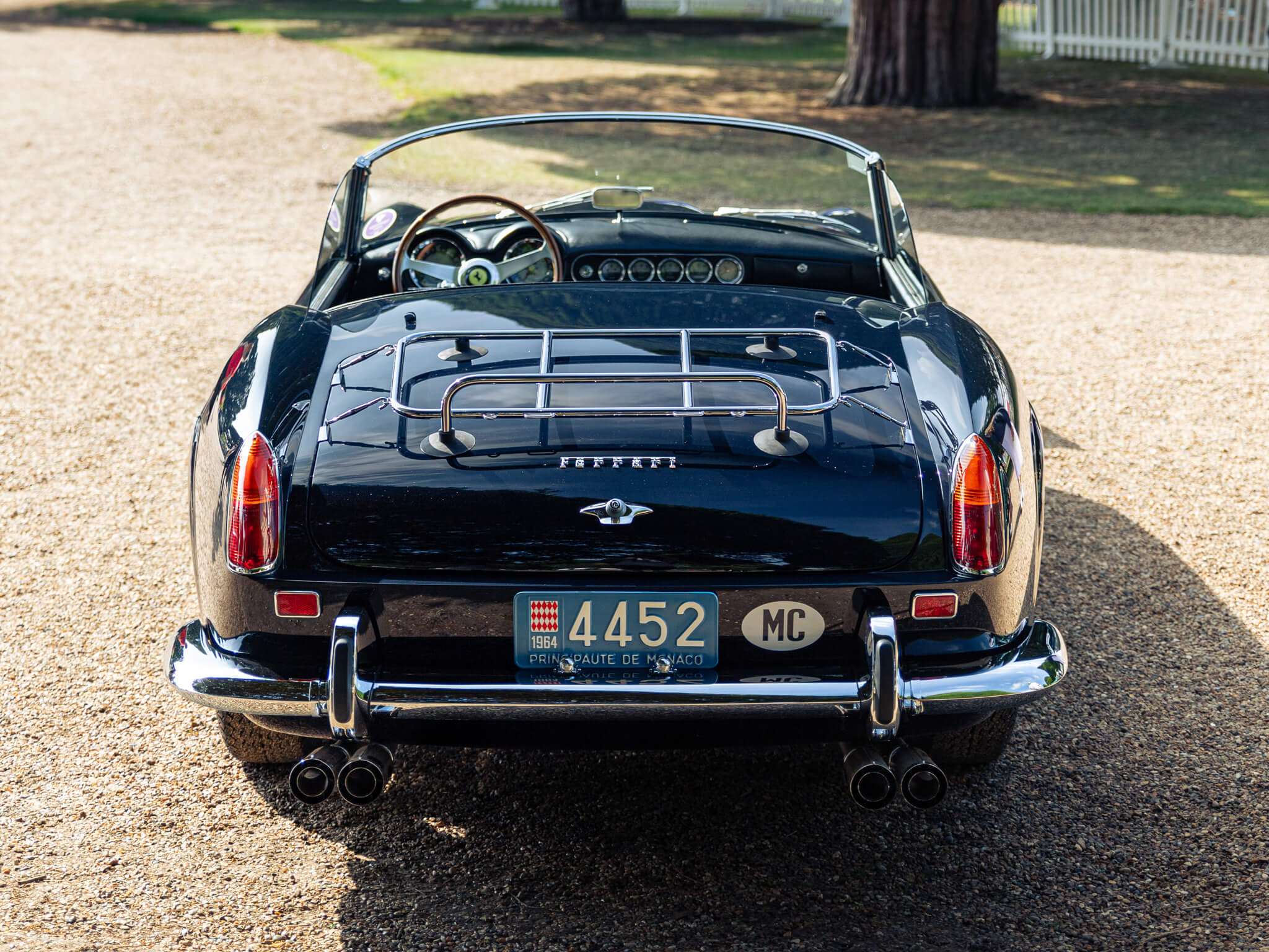 Blu Fiat Ferrari 250 California Spider