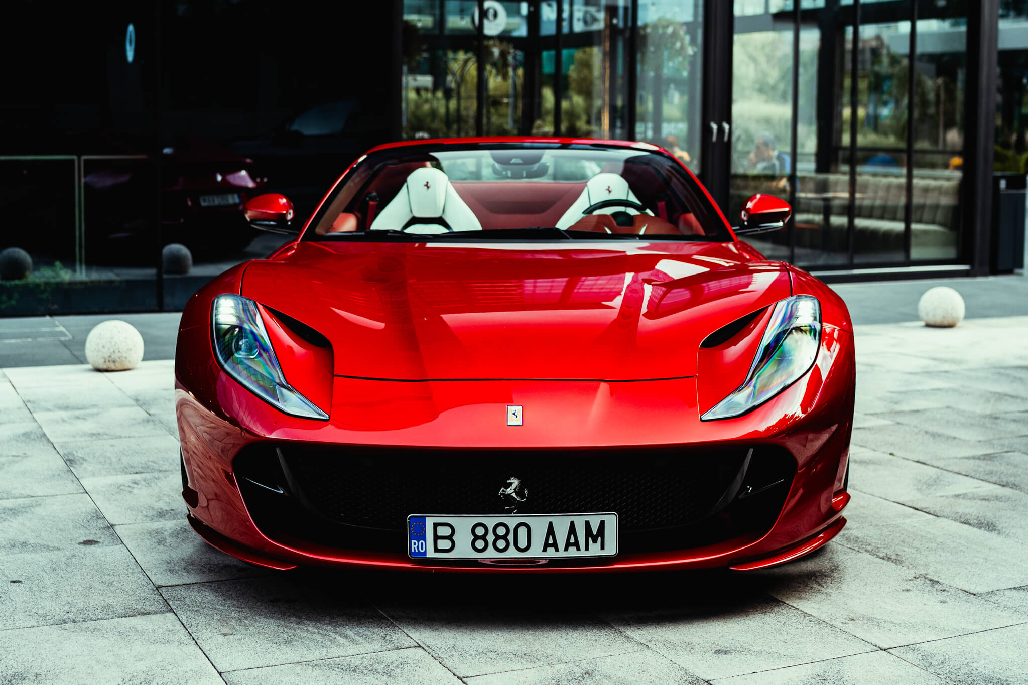 Ferrari 812 GTS in Rosso Angelo