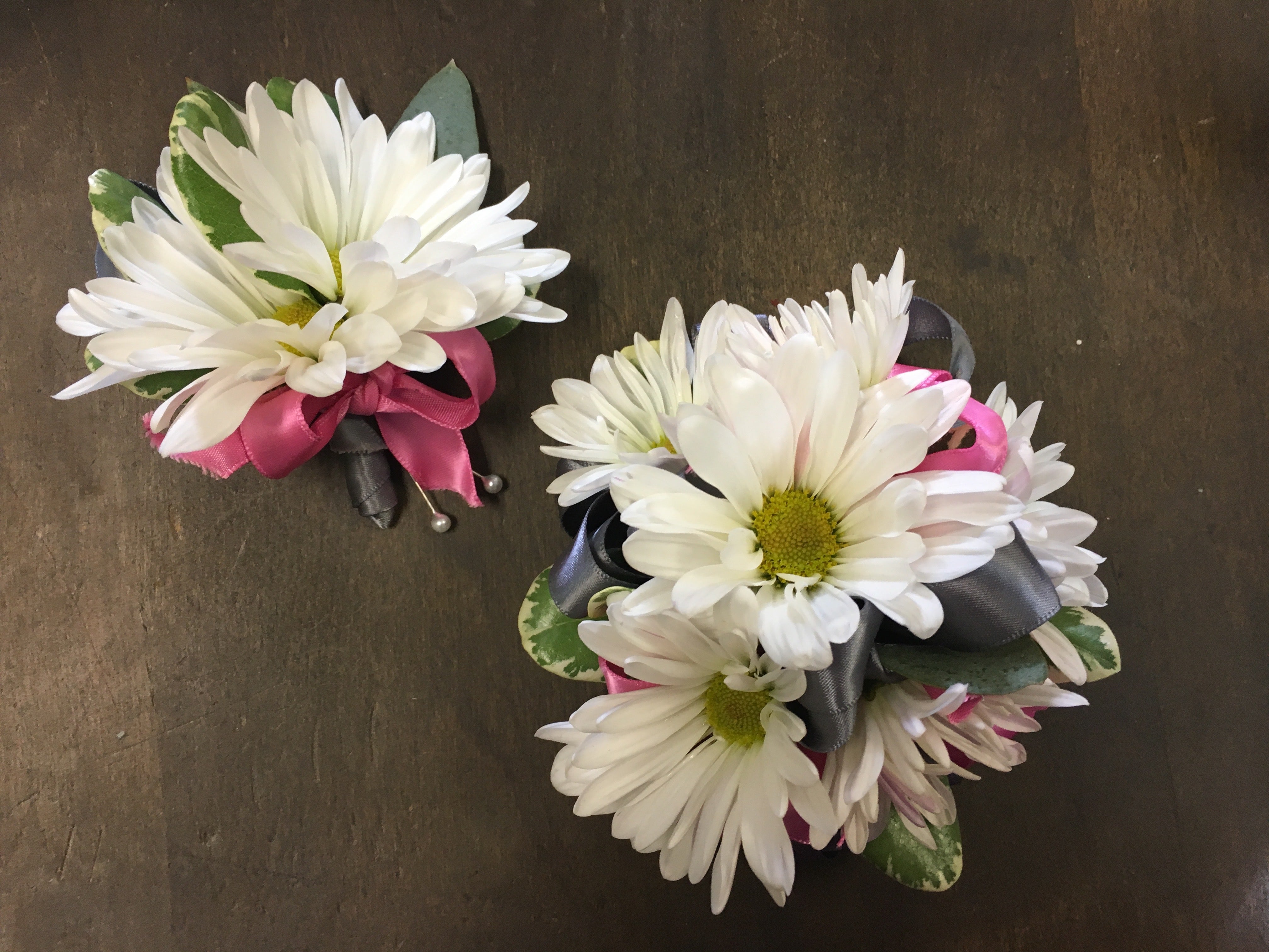 corsage & boutonniere