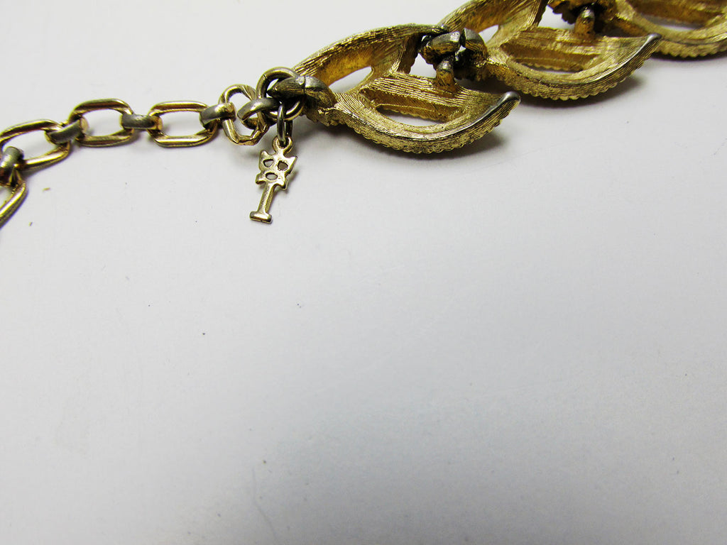 Vintage 1960s Mid-Century Trifari Designer Gold Tone Leaf Necklace