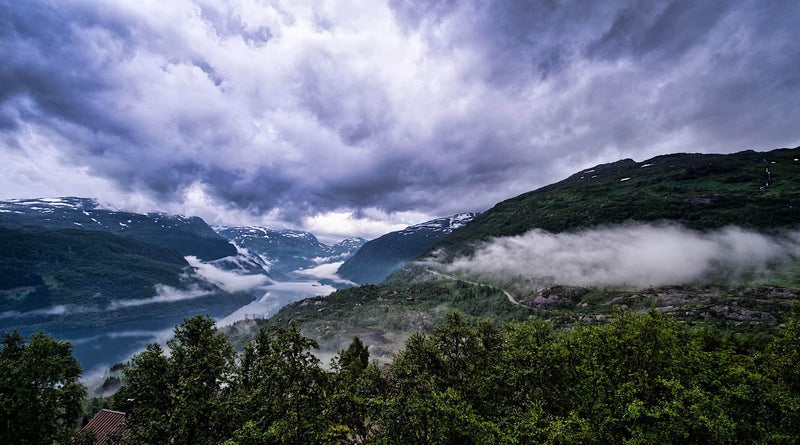 udsigt over røldal sø