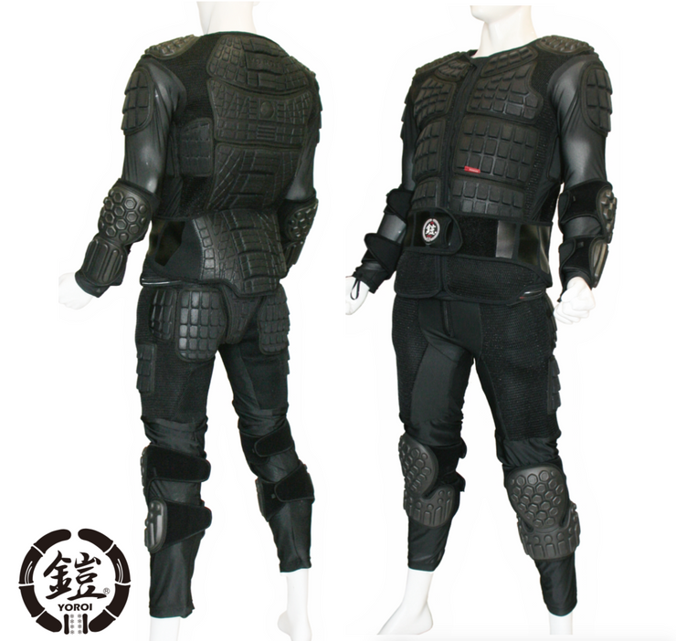 Доспехи защита. Защита телефона Armor Protection. Shorts Armor Hip Protection 3 layers.