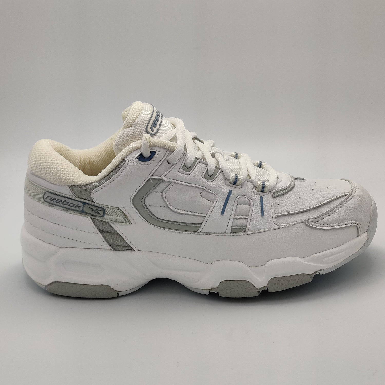 Reebok Womens Legacy International Retro Trainers - White - UK  – Sutton  Sports