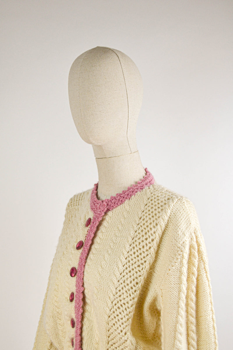 SUGAR PLUM FAIRY - 1970s Vintage Beige and Pink Mutton Sleeves Austrian Cardigan - Size M/L