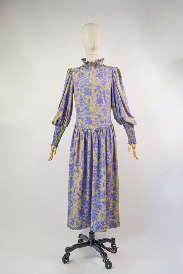 THE FANTASY - 1980s Vintage Ochre and  Violet Floral Prairie Dress - Size S/M